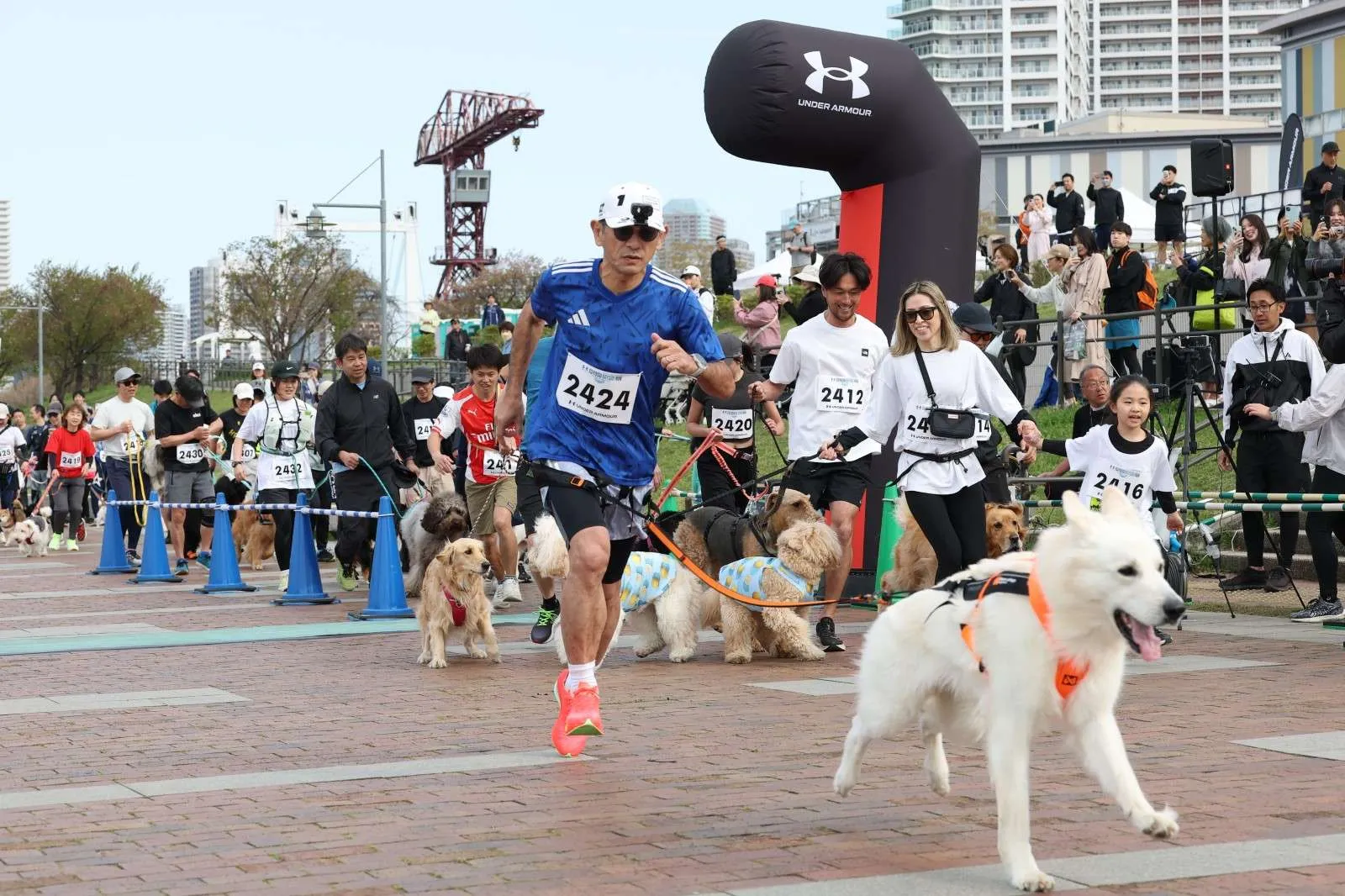 愛犬と一緒にドッグランのスタート